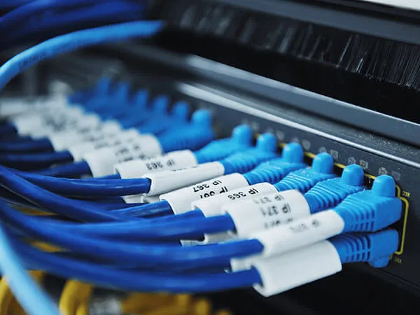 Fibre and structured cabling installation